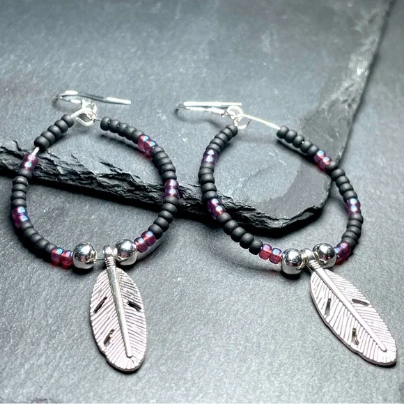 Black And Silver Feather Charms Beaded Hoop Earrings - Picture 5 of 12